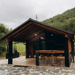 Chalet Tukhlya