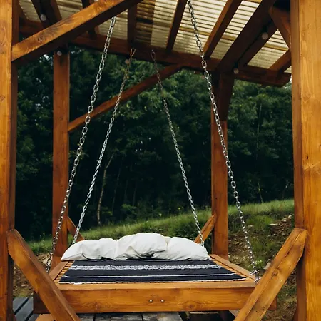 Chalet Tukhlya *